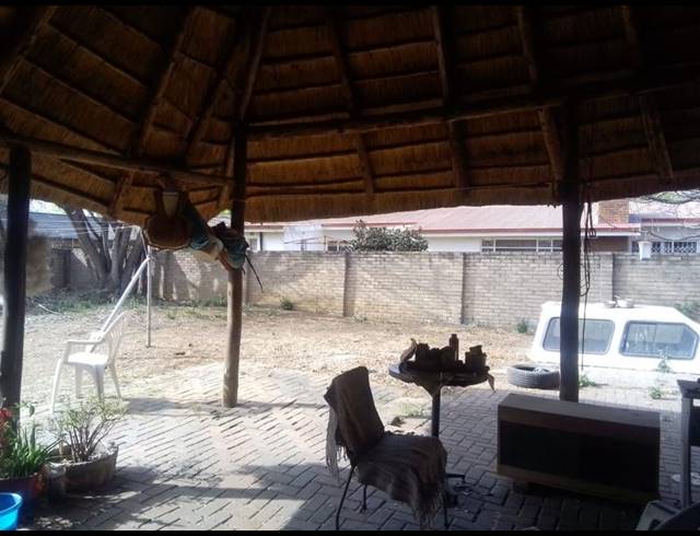 3 BEDROOM HOUSE FOR SALE IN VANDERBIJLPARK CE 2..